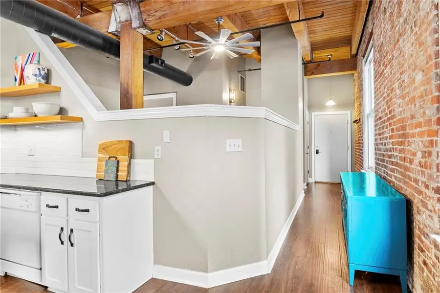 308 W 8th Street #401, Kansas City, MO 64105 - #2