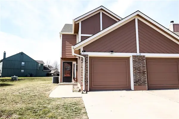 520 NE Knox Street #D, Blue Springs, MO 64014