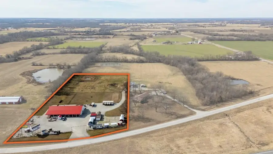 581 Tract 2 Nw First Lane, Lamar, MO 64759 - #2