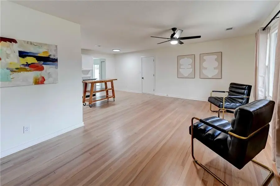 7306 Maple Street, Overland Park, KS 66204 - #2