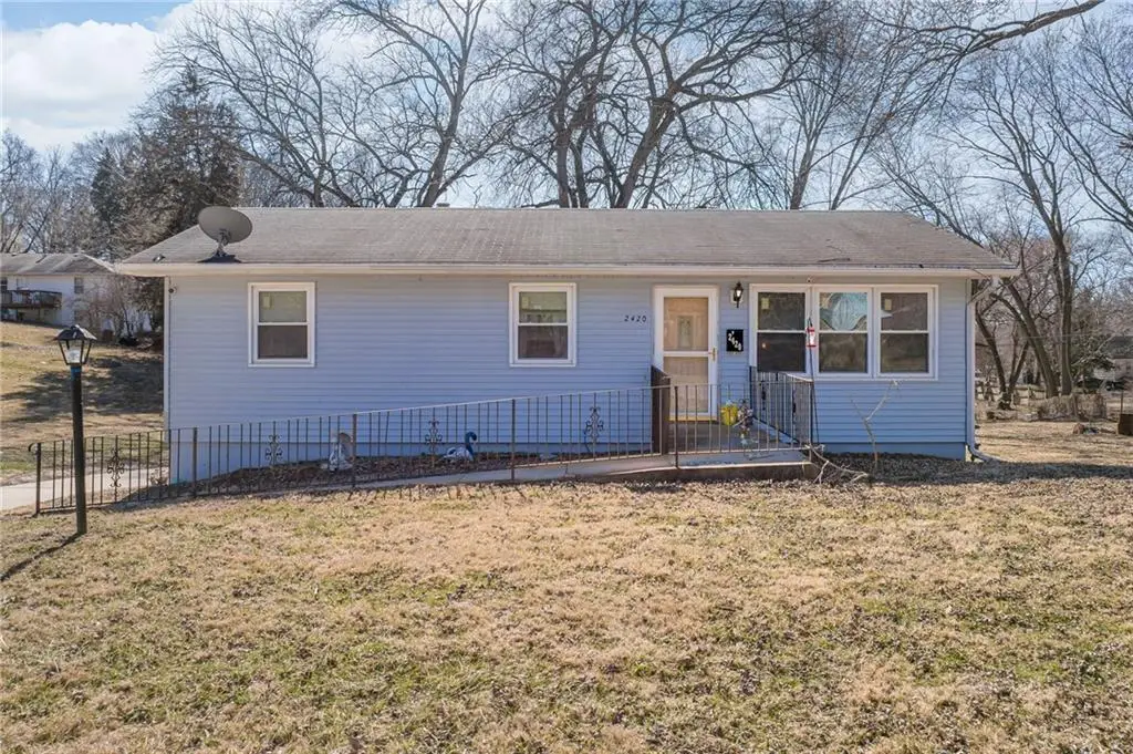 2420 Walnut Street, Saint Joseph, MO 64503 - #1