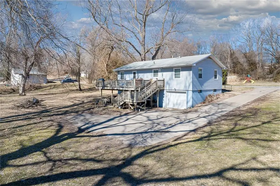 2420 Walnut Street, Saint Joseph, MO 64503 - #3