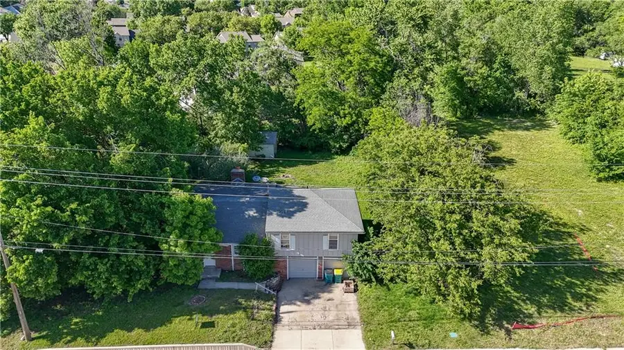 6684 W 151st Street, Overland Park, KS 66223 - #2