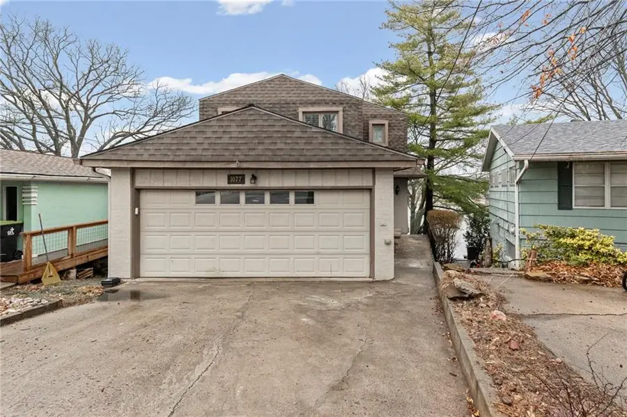 1077 South Shore Drive, Lake Waukomis, MO 64151 - #2