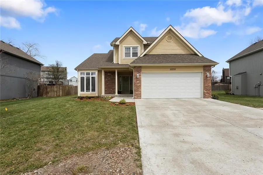 11235 N Belleview Avenue, Kansas City, MO 64155 - #2