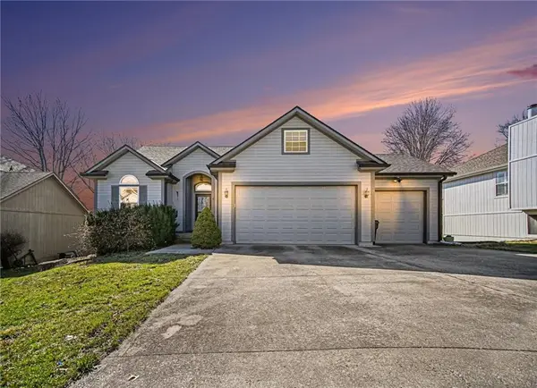 18013 E 26th Terrace Court, Independence, MO 64057