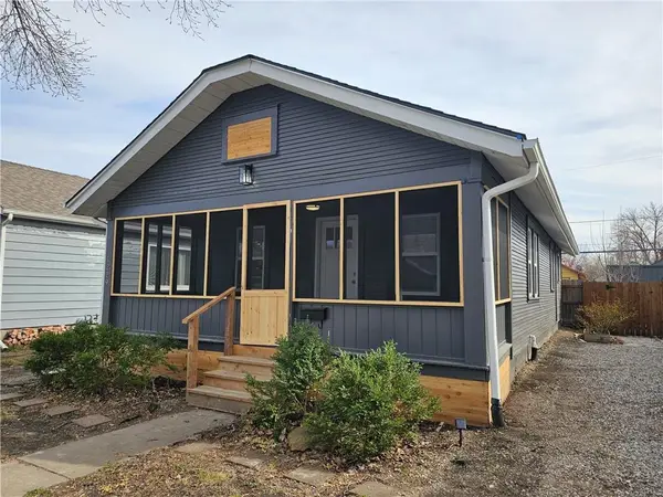 1229 E 24th Avenue, North Kansas City, MO 64116