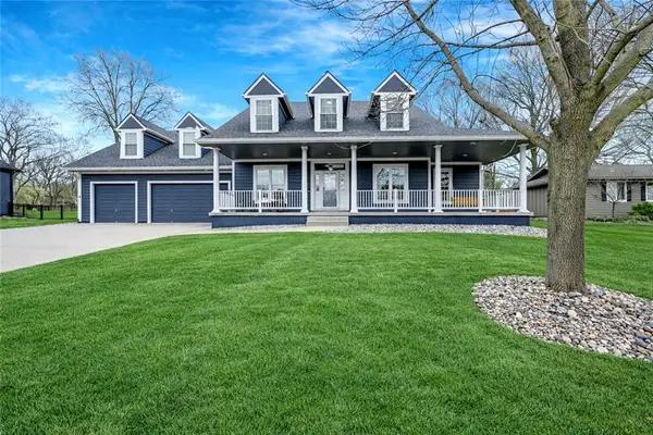 207 Saponi Lane, Lake Winnebago, MO 64034