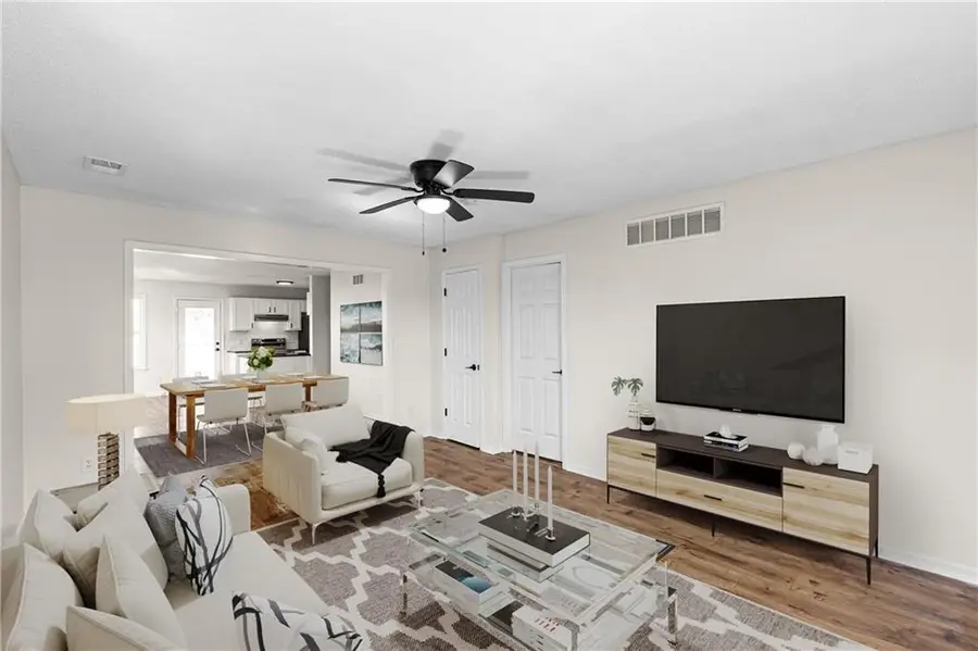 1116 E 77th Terrace, Kansas City, MO 64131 - #3