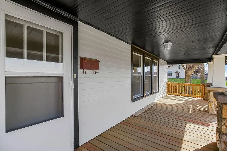 730 W College Street, Liberty, MO 64068 - #3