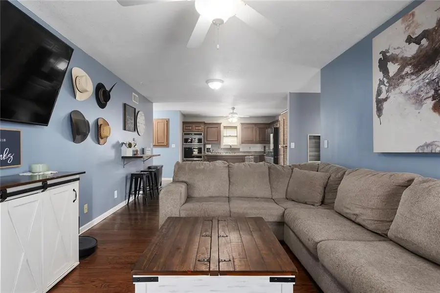 516 Park Street, Linwood, KS 66052 - #2