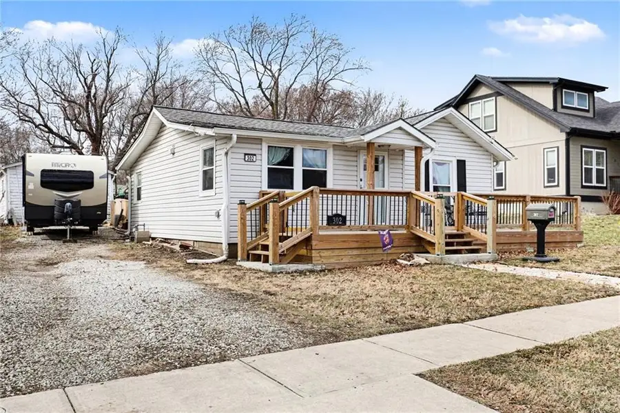 302 NE Green Street, Lees Summit, MO 64063 - #2