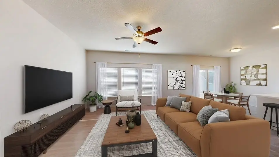 433 Rock Creek Drive, Tonganoxie, KS 66086 - #1