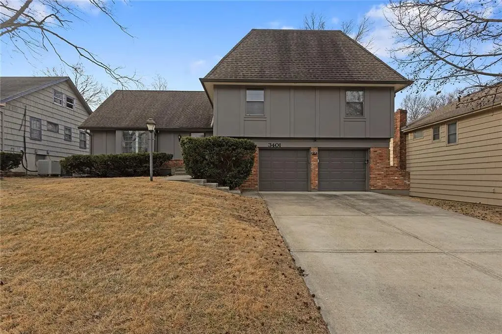 3401 E 105th Terrace, Kansas City, MO 64137 - #1