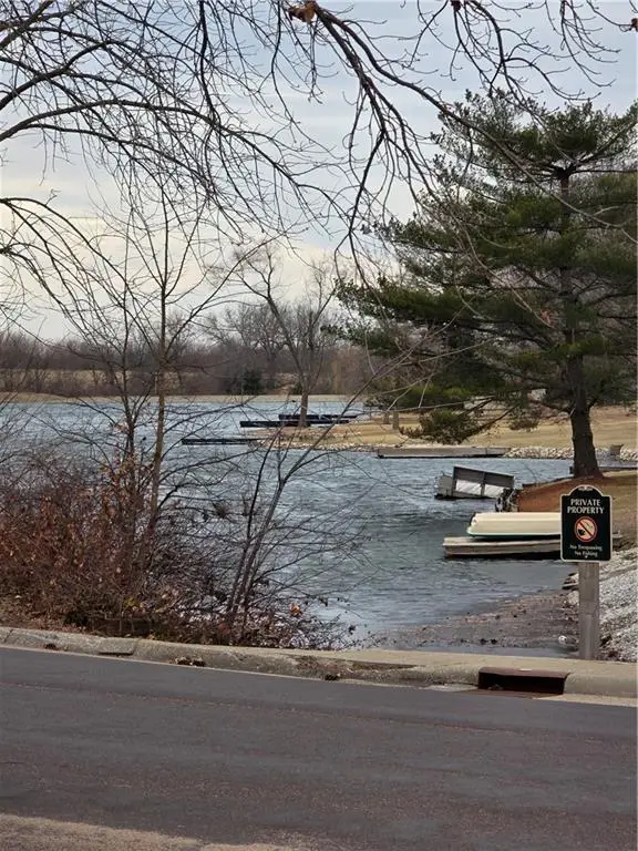 1804 S Benton Avenue, Marshall, MO 65340 - #3