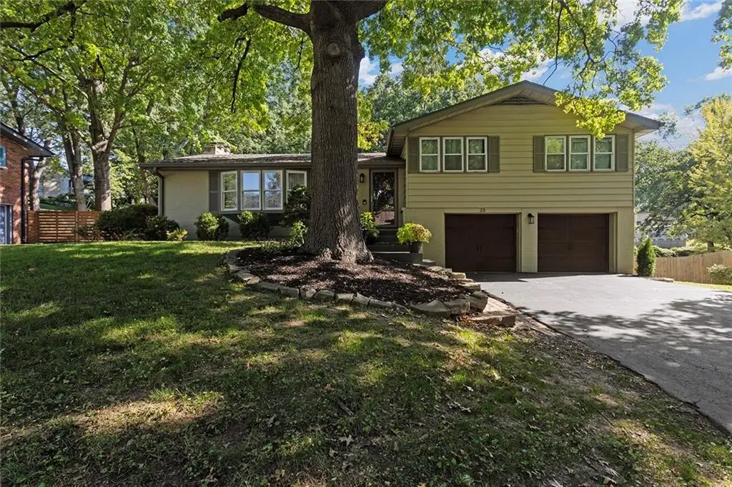 23 NW 39th Street, Kansas City, MO 64116 - #1