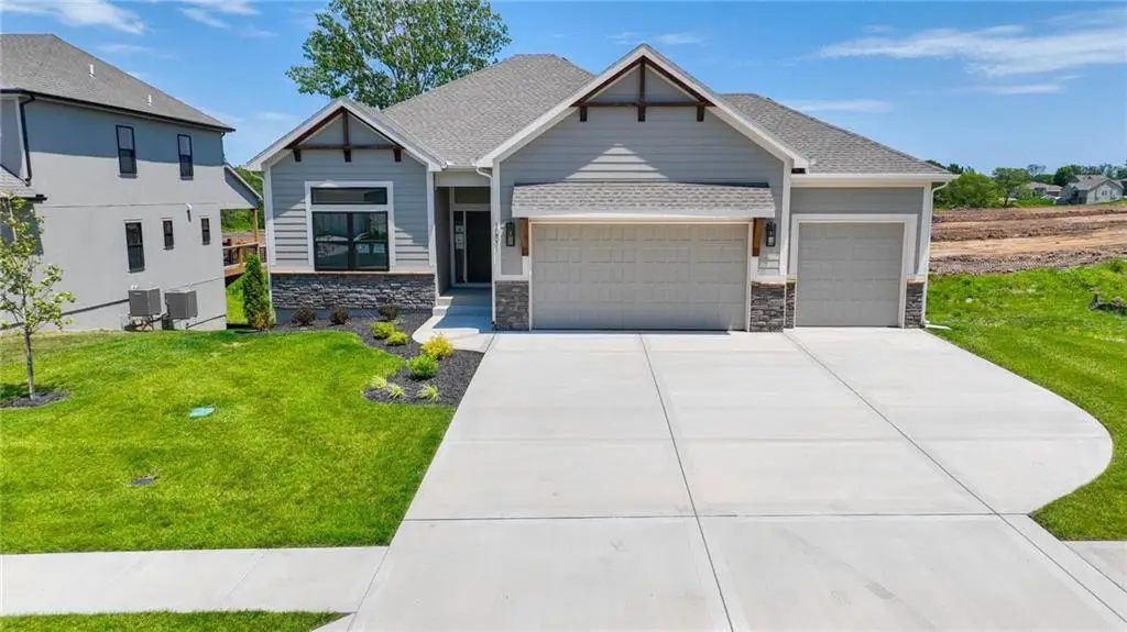 10511 N Liberty Street, Kansas City, MO 64155 - #1