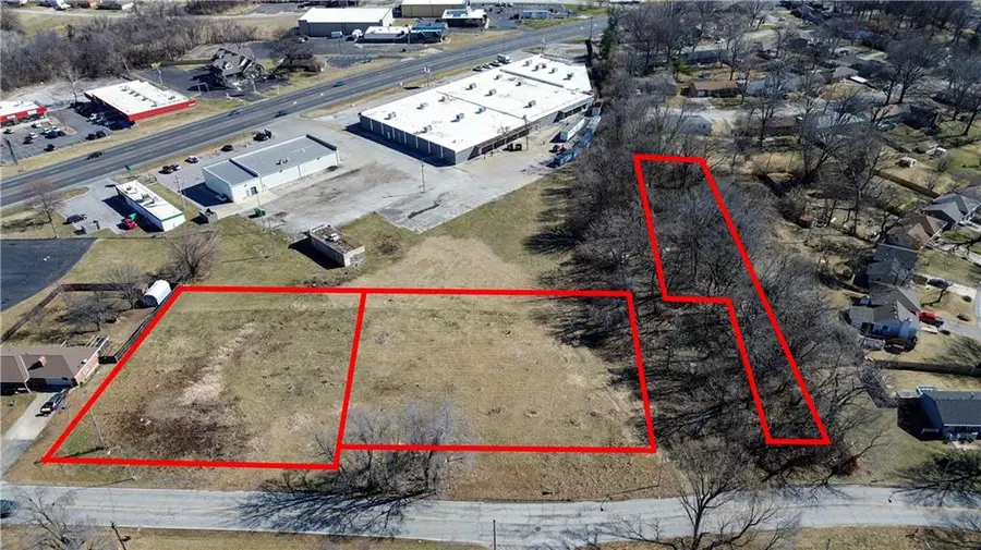 4423 Crysler Avenue, Kansas City, MO 64133 - #2