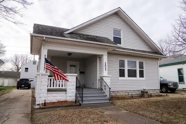 2408 Crawford Avenue, Parsons, KS 67357