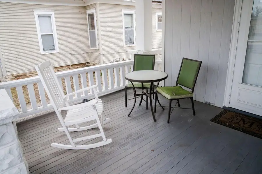 2408 Crawford Avenue, Parsons, KS 67357 - #3