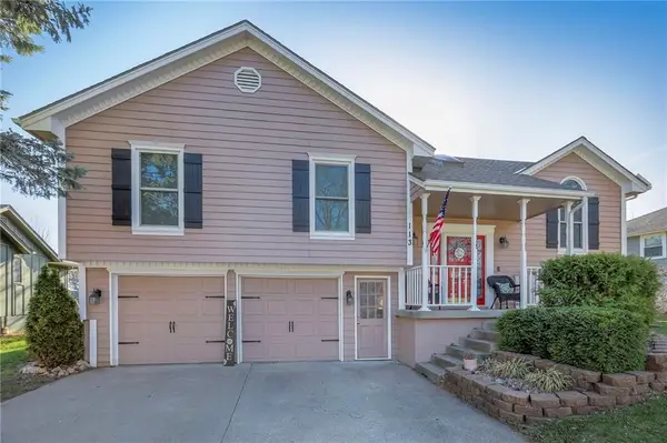 113 SE Bristol Drive, Lee's Summit, MO 64063