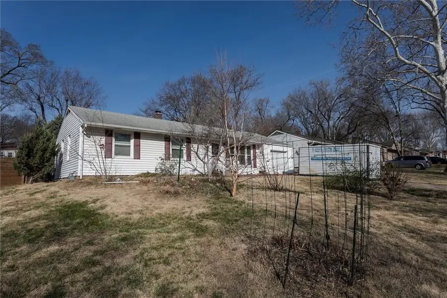 6200 Russell Street, Mission, KS 66202 - #2