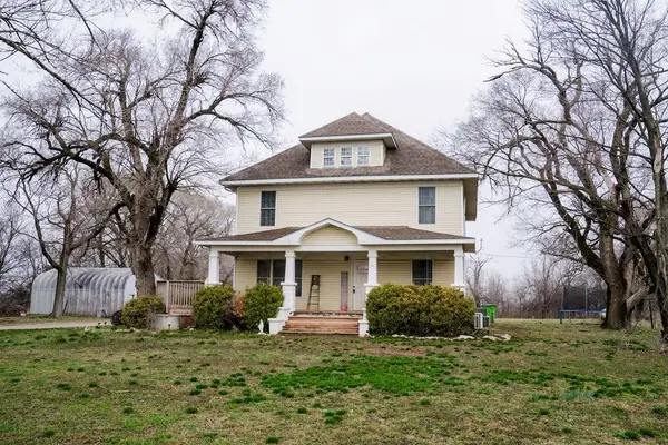 17850 10th Road, Parsons, KS 67357