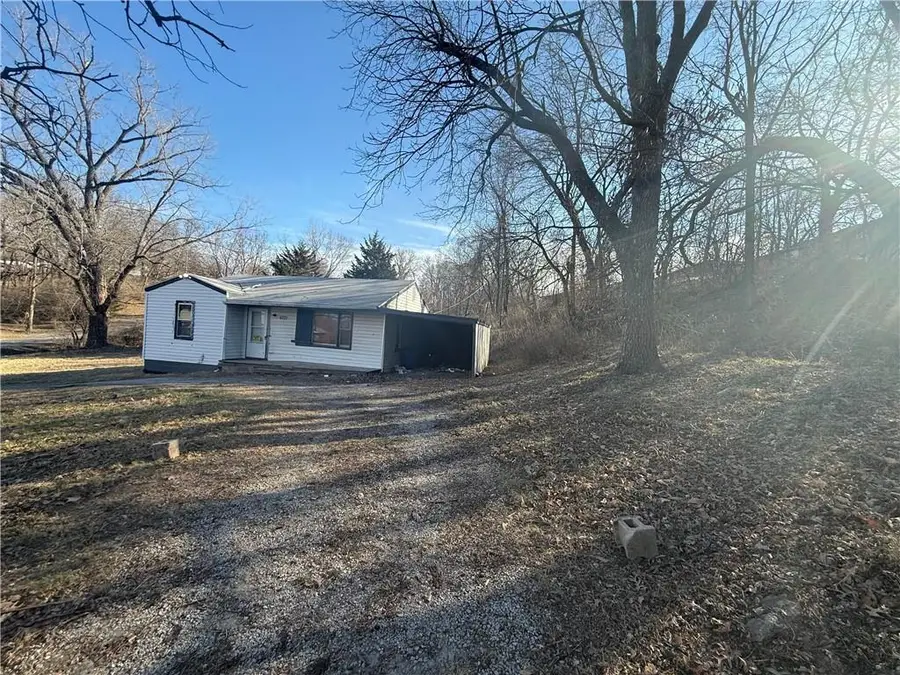 6721 NE 52nd Street, Kansas City, MO 64119 - #2