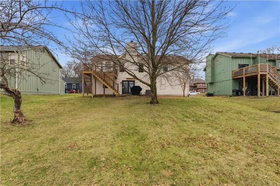 6810 E 143rd Street, Grandview, MO 64030 - #3