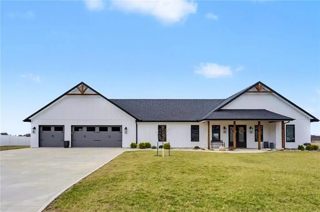 607 S Ernest Street, Troy, KS 66087 - #1