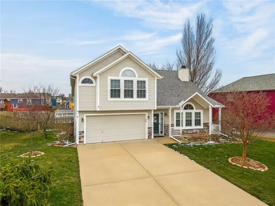 1305 Dogwood Drive, Greenwood, MO 64034 - #2