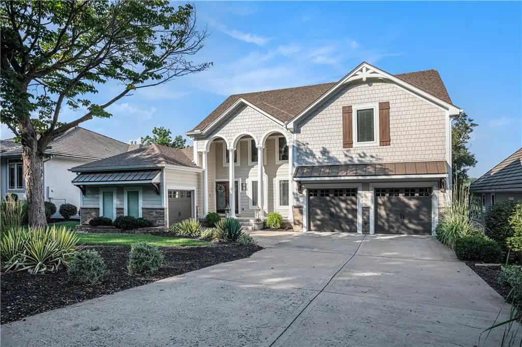 326 Southshore Drive, Lake Winnebago, MO 64034 - #1