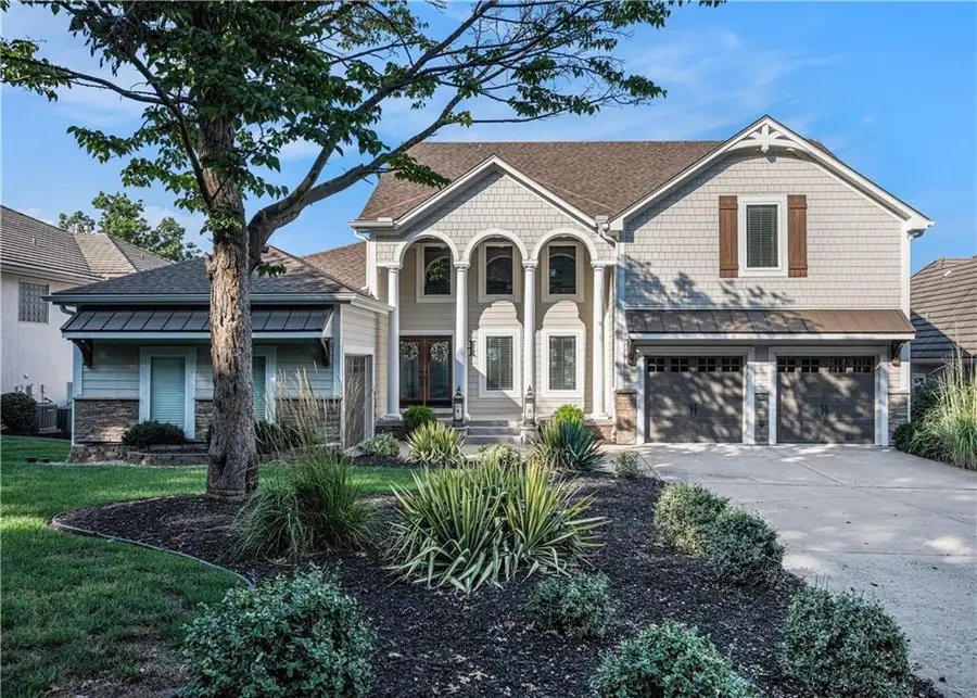 326 Southshore Drive, Lake Winnebago, MO 64034 - #2