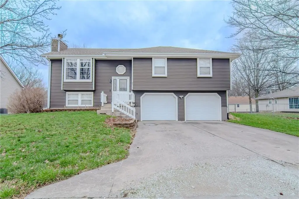 97 Pioneer Street, Garden City, MO 64747 - #1