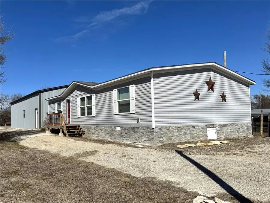 549 N Linn Valley Drive, Linn Valley, KS 66040 - #3