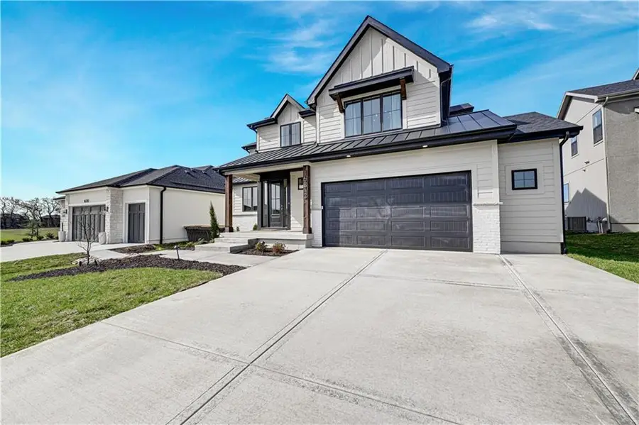 16212 S Twilight Lane, Olathe, KS 66062 - #2