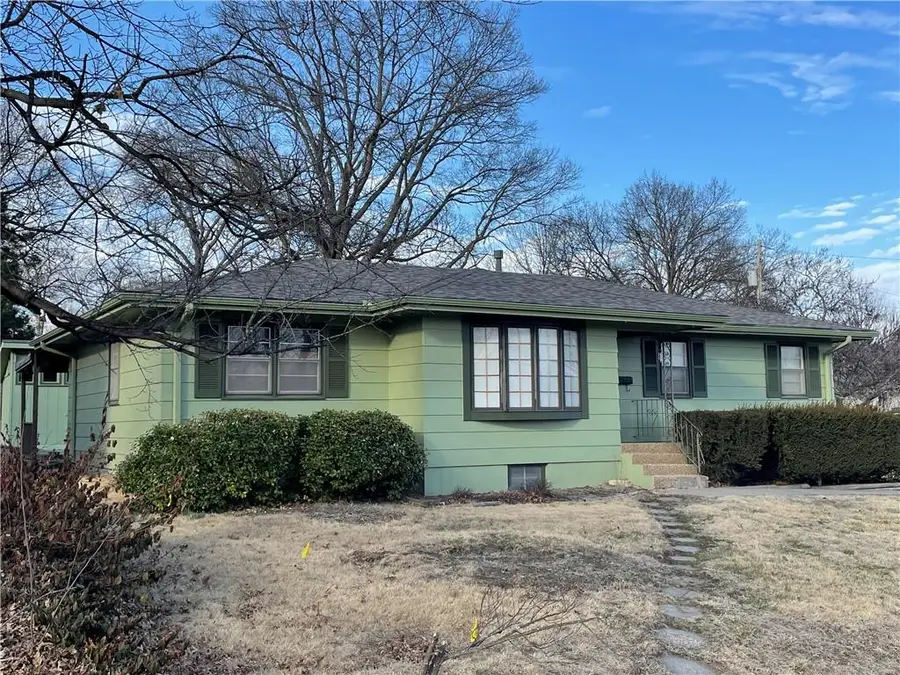 1500 Delaware Street, Leavenworth, KS 66048 - #2