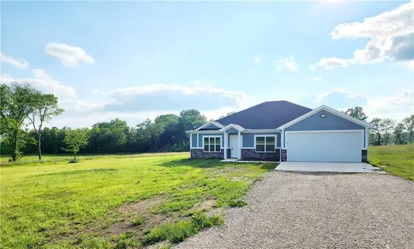 26 SW 491st Road, Centerview, MO 64019