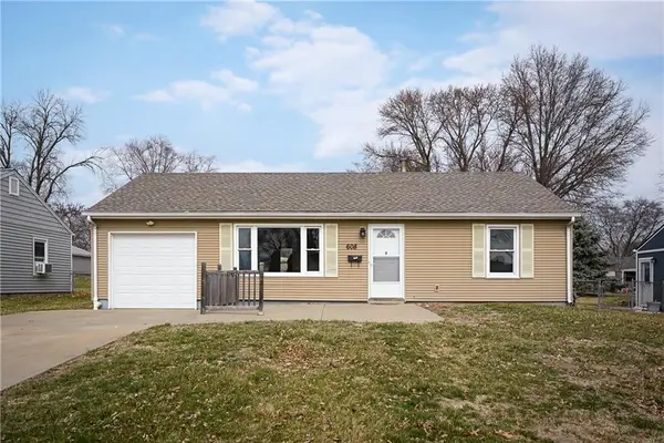 608 NE 66th Terrace, Kansas City, MO 64118