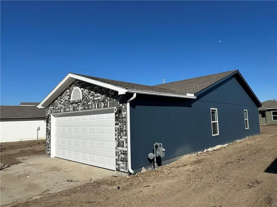 20815 Fairview Street, Edgerton, KS 66021 - #2