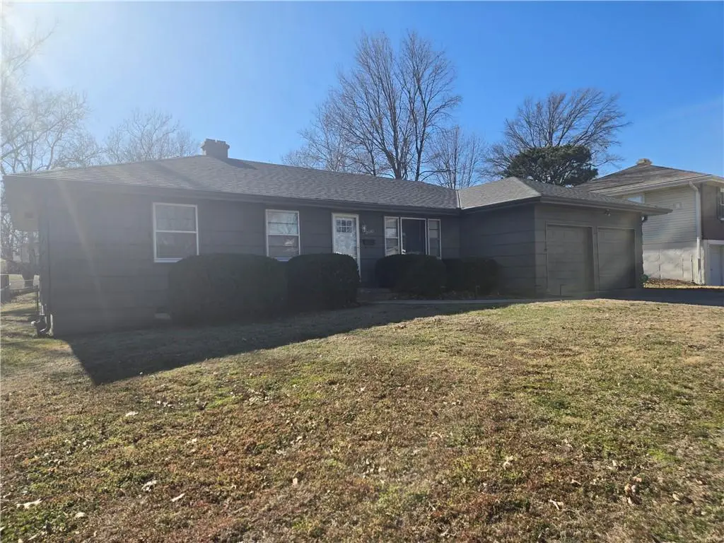 4980 NE Chouteau Drive, Kansas City, MO 64119 - #1