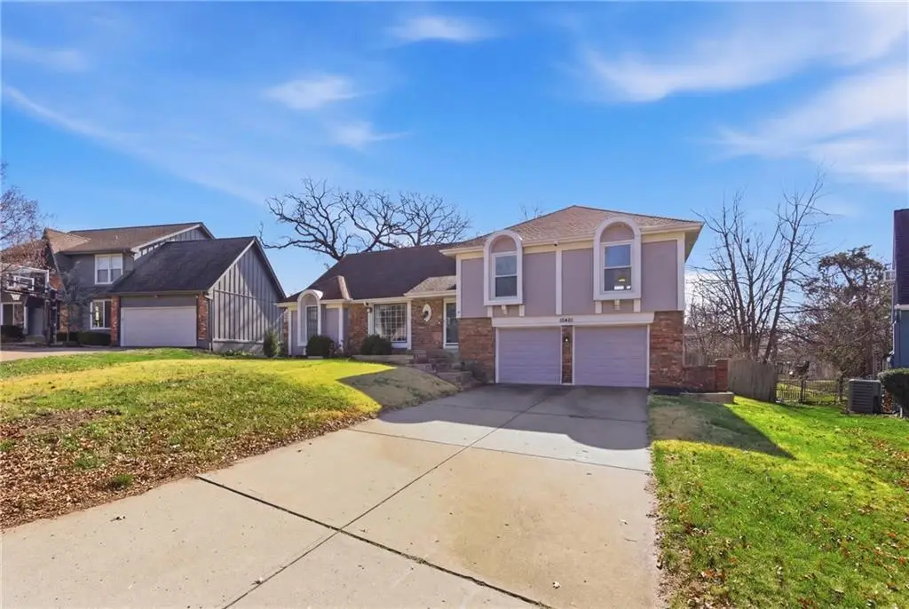10401 Westgate Street, Overland Park, KS 66215 - #1