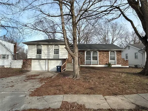 8919 Stark Avenue, Kansas City, MO 64138