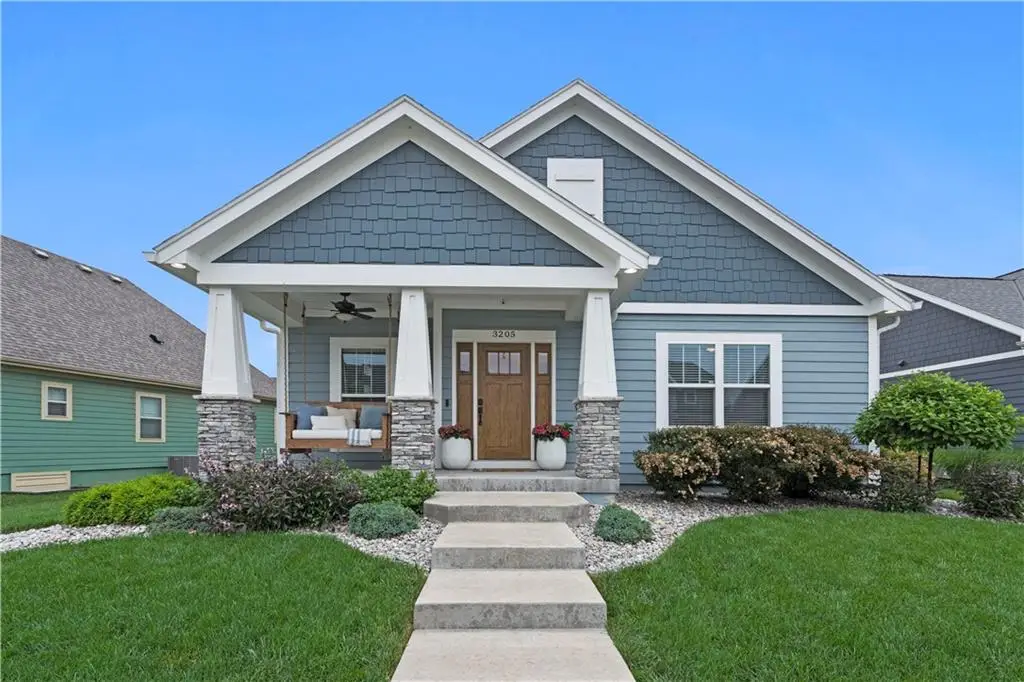 3205 SW Mary Street, Lees Summit, MO 64081 - #1