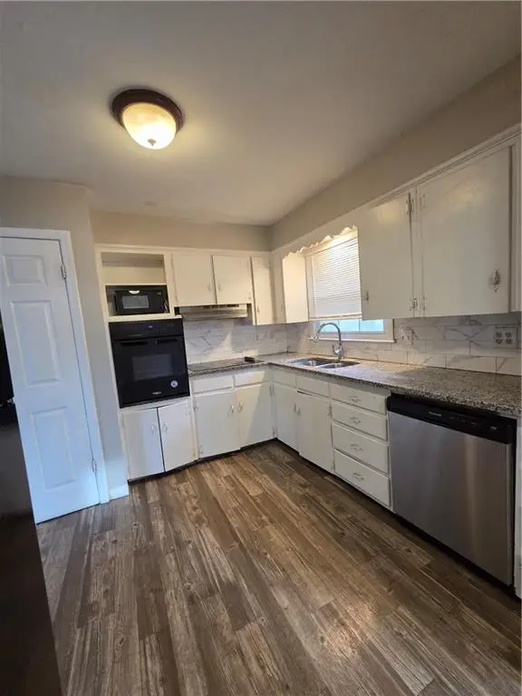 8219 E 85th Street, Raytown, MO 64138 - #3