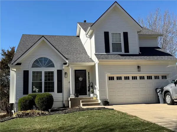 12280 S Crest Drive, Olathe, KS 66061