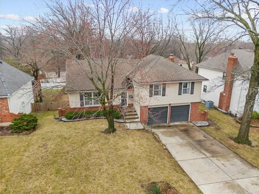 9105 England Street, Overland Park, KS 66212 - #3