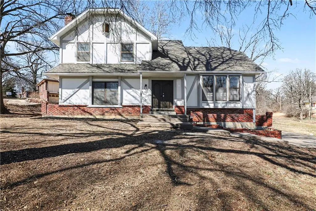 1516 E 99th Street, Kansas City, MO 64131 - #1