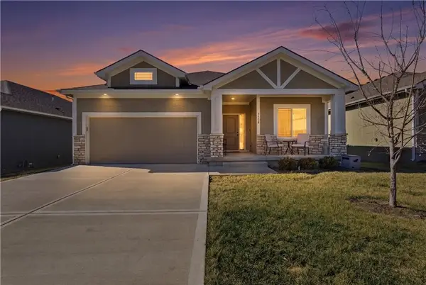 6768 Prairie Lane, Parkville, MO 64152