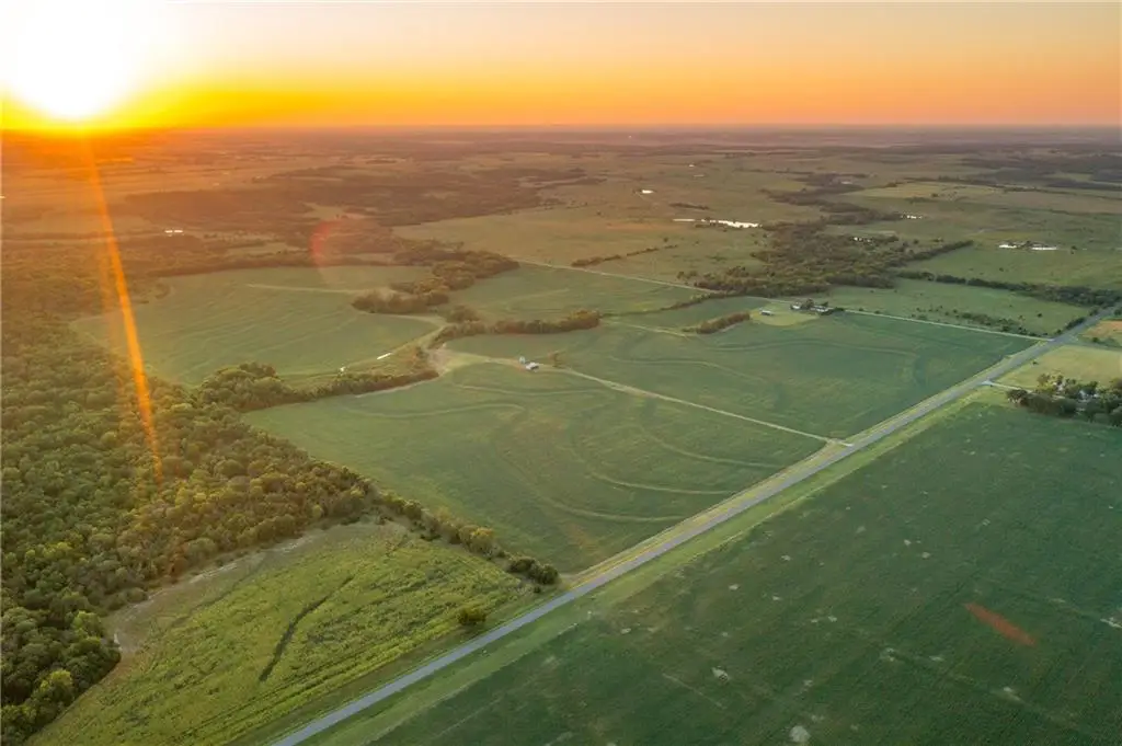 000 SE Texas Road, Garnett, KS 66032 - #1